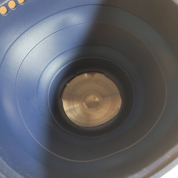 Tupperware WOW Pop Microwave Popcorn Maker - Picture 3 of 5